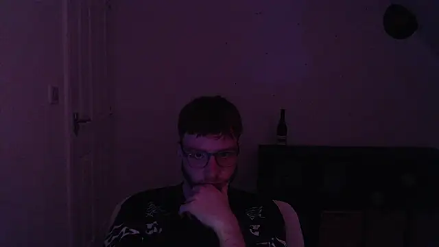 PrettyGinger online show from December 16, 2024, 4:38 pm