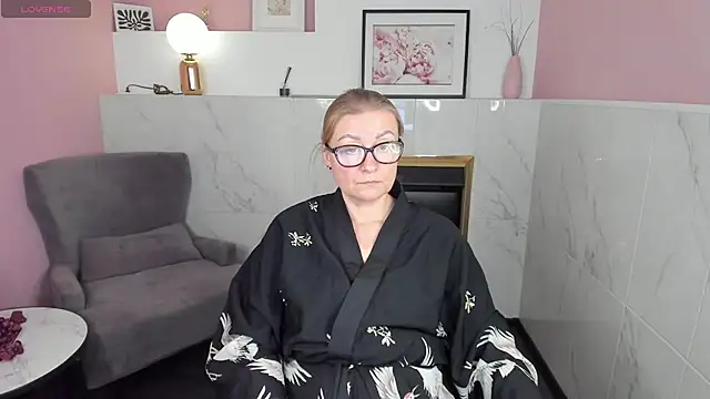 AlexandraKind online show from February 12, 2025, 11:51 pm