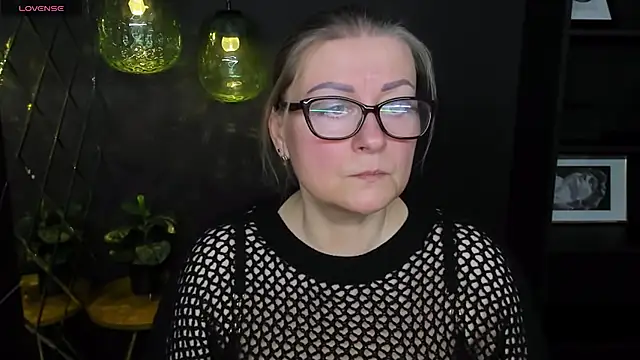 AlexandraKind online show from March 8, 2025, 8:46 pm