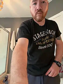 Bluemage710 online show from December 18, 2025, 6:25 pm