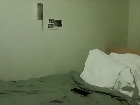 Snapshot of housewife_shantie chatting on February 3, 2026, 7:46 am housewife shantie online show from February 3, 2026, 7:46 am