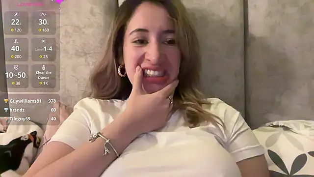 Snapshot of Gabby_cruz_ chatting on December 15, 2024, 7:13 am Gabby cruz online show from December 15, 2024, 7:13 am