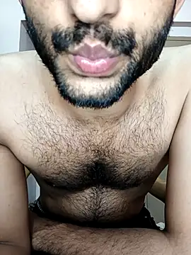 Vignesh3246 online show from November 1, 2025, 4:31 pm