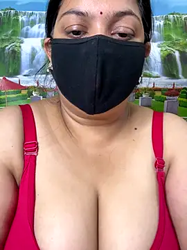 Snapshot of vinky05 chatting on September 20, 2025, 3:35 pm vinky05 online show from September 20, 2025, 3:35 pm