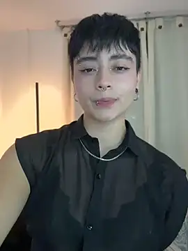 Snapshot of Chriss_gomez2 chatting on June 17, 2026, 3:42 am Chriss gomez2 online show from June 17, 2026, 3:42 am