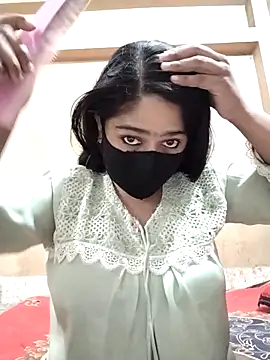 Magical Girl- online show from January 7, 2026, 4:04 am