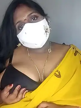 Snapshot of Sexy_Radhikaa chatting on February 25, 2025, 9:42 am Sexy Radhikaa online show from February 25, 2025, 9:42 am