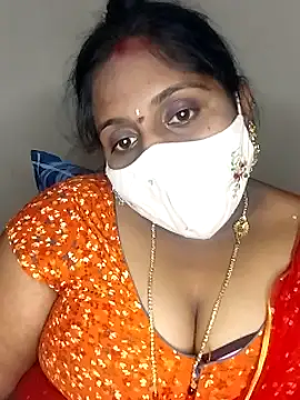 Snapshot of Sexy_Radhikaa chatting on February 26, 2025, 8:00 pm Sexy Radhikaa online show from February 26, 2025, 8:00 pm
