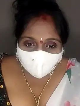 Snapshot of Sexy_Radhikaa chatting on February 28, 2025, 12:42 pm Sexy Radhikaa online show from February 28, 2025, 12:42 pm