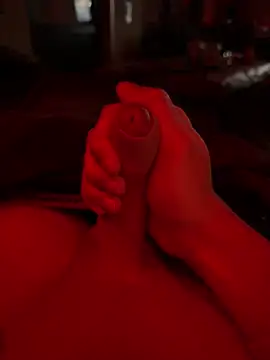 mediumboy21 online show from October 7, 2025, 3:47 am