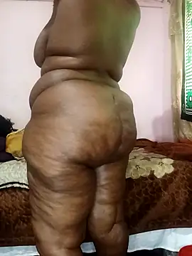 Snapshot of Sweetblackassxxx505 chatting on February 1, 2026, 8:24 am Sweetblackassxxx505 online show from February 1, 2026, 8:24 am