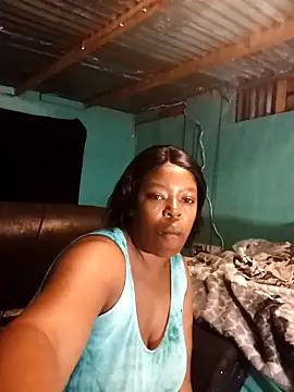 Snapshot of curvyloneah75 chatting on February 27, 2025, 7:15 pm curvyloneah75 online show from February 27, 2025, 7:15 pm