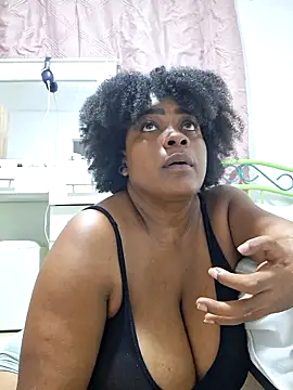 Snapshot of GoddessCarrie chatting on May 10, 2026, 6:29 am GoddessCarrie online show from May 10, 2026, 6:29 am