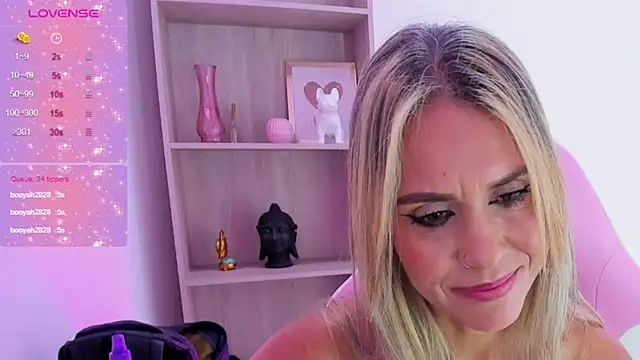 Evangeline johns online show from March 13, 2025, 11:27 pm