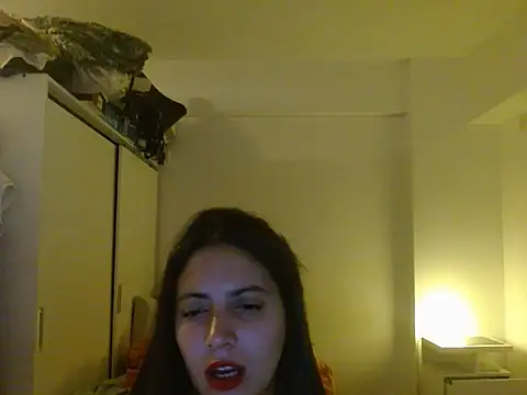 Snapshot of xBubblyBarbiexx chatting on February 4, 2026, 3:12 am xBubblyBarbiexx online show from February 4, 2026, 3:12 am