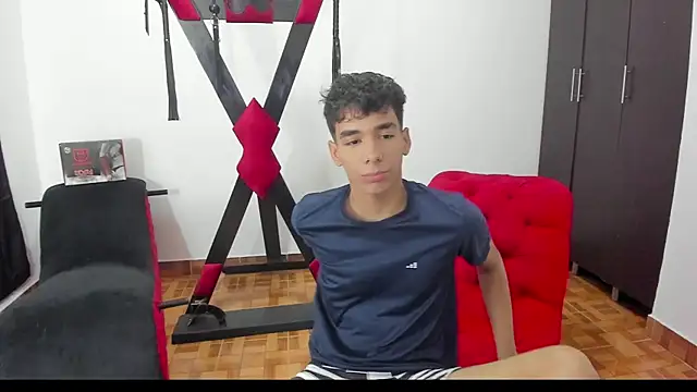 Harry LatinBoy online show from January 10, 2025, 11:18 pm