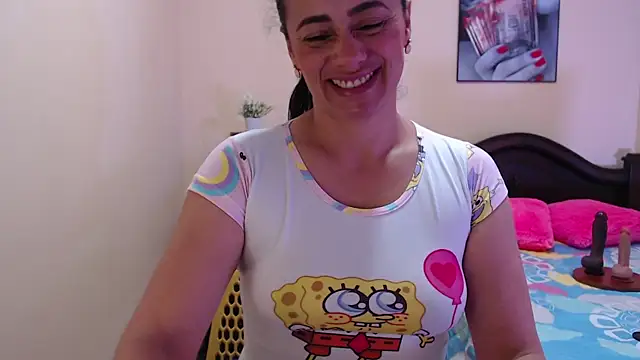 sara florez1 online show from November 2, 2025, 12:07 pm