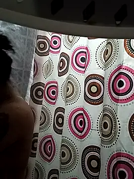 Naomy veracruz  online show from November 28, 2025, 10:40 am