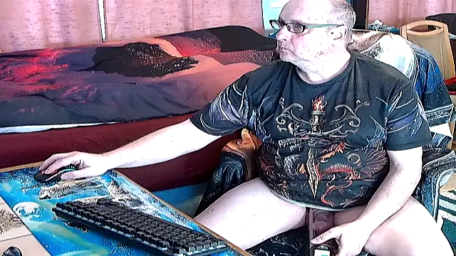 Snapshot of Manfred1012 chatting on March 24, 2026, 4:56 pm Manfred1012 online show from March 24, 2026, 4:56 pm