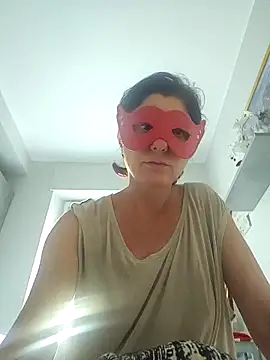 Snapshot of Vagabondainnamorata chatting on October 15, 2025, 12:38 pm Vagabondainnamorata online show from October 15, 2025, 12:38 pm