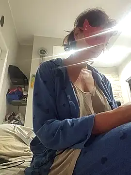 Snapshot of Vagabondainnamorata chatting on October 23, 2025, 3:28 am Vagabondainnamorata online show from October 23, 2025, 3:28 am