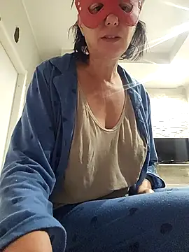 Snapshot of Vagabondainnamorata chatting on October 31, 2025, 4:02 am Vagabondainnamorata online show from October 31, 2025, 4:02 am