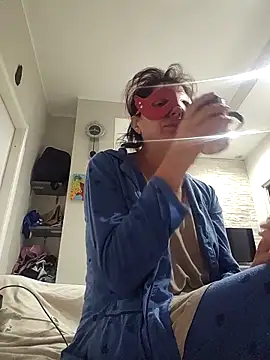 Snapshot of Vagabondainnamorata chatting on November 8, 2025, 5:18 am Vagabondainnamorata online show from November 8, 2025, 5:18 am