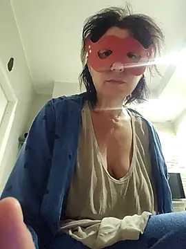 Snapshot of Vagabondainnamorata chatting on November 16, 2025, 4:18 am Vagabondainnamorata online show from November 16, 2025, 4:18 am