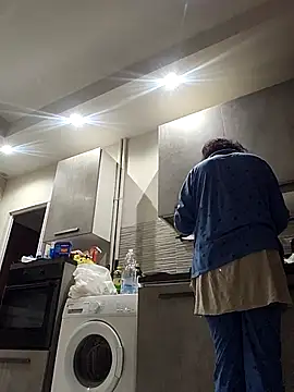 Snapshot of Vagabondainnamorata chatting on December 5, 2025, 4:43 am Vagabondainnamorata online show from December 5, 2025, 4:43 am