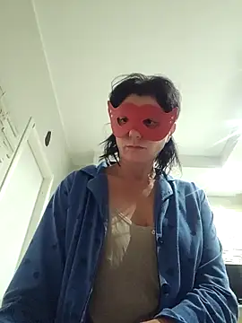 Snapshot of Vagabondainnamorata chatting on December 14, 2025, 3:34 am Vagabondainnamorata online show from December 14, 2025, 3:34 am