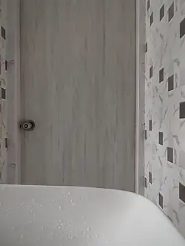 Snapshot of surabhi09 chatting on November 24, 2025, 2:55 am surabhi09 online show from November 24, 2025, 2:55 am