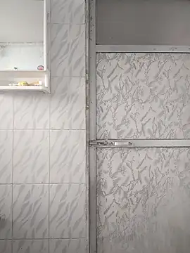 Snapshot of surabhi09 chatting on December 2, 2025, 4:18 am surabhi09 online show from December 2, 2025, 4:18 am