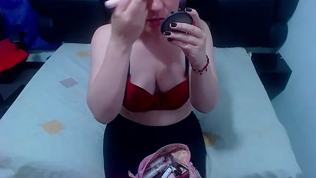 XxMiaSexxyHotxX online show from October 1, 2025, 2:12 pm