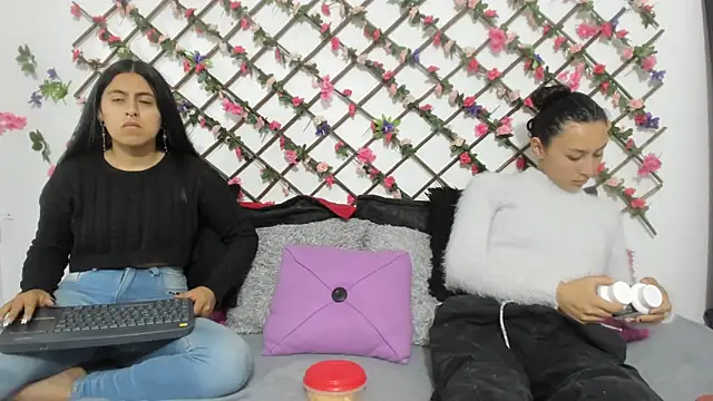 abby eemily online show from February 13, 2025, 11:39 am