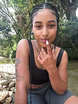 LollaByer online show from March 26, 2026, 6:02 pm