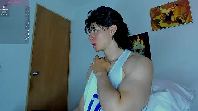 AngelBennet  online show from March 9, 2026, 11:31 pm