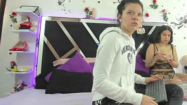 thedream girls online show from October 1, 2025, 12:11 pm