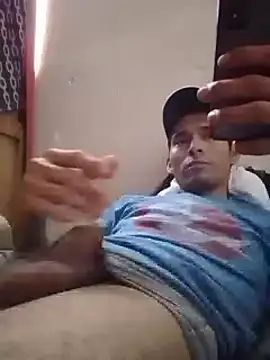 Snapshot of Fer-nand chatting on January 30, 2025, 3:08 pm Fer-nand online show from January 30, 2025, 3:08 pm