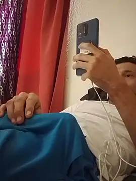 Snapshot of Fer-nand chatting on March 17, 2025, 3:40 pm Fer-nand online show from March 17, 2025, 3:40 pm