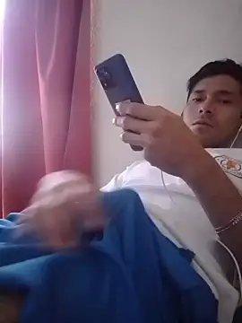 Snapshot of Fer-nand chatting on March 22, 2025, 6:25 pm Fer-nand online show from March 22, 2025, 6:25 pm