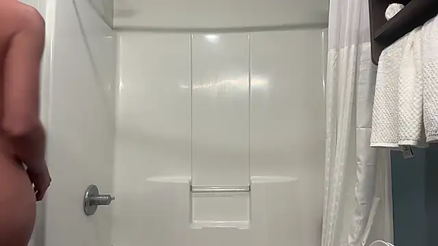 Snapshot of emilyrod01 chatting on December 3, 2024, 7:00 pm emilyrod01 online show from December 3, 2024, 7:00 pm