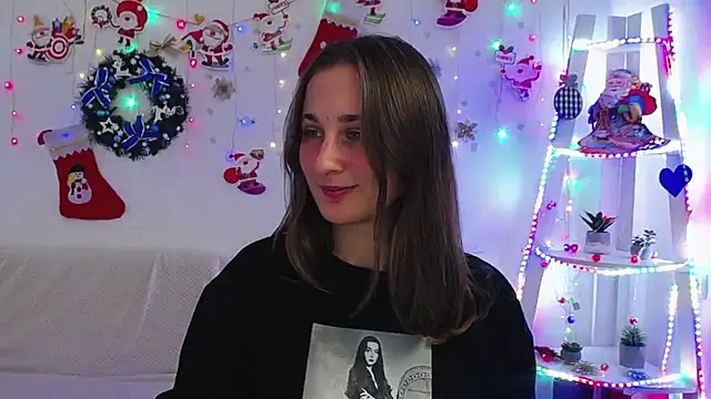 Snapshot of MichelLeee chatting on December 21, 2024, 12:16 pm MichelLeee online show from December 21, 2024, 12:16 pm