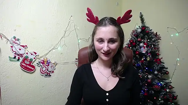 Snapshot of MichelLeee chatting on December 25, 2024, 4:11 pm MichelLeee online show from December 25, 2024, 4:11 pm