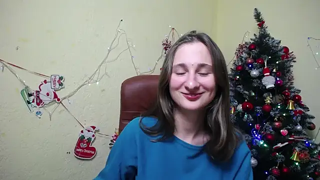 Snapshot of MichelLeee chatting on December 30, 2024, 3:35 pm MichelLeee online show from December 30, 2024, 3:35 pm
