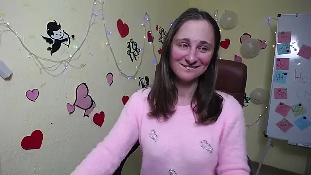 Snapshot of MichelLeee chatting on February 10, 2025, 3:10 pm MichelLeee online show from February 10, 2025, 3:10 pm