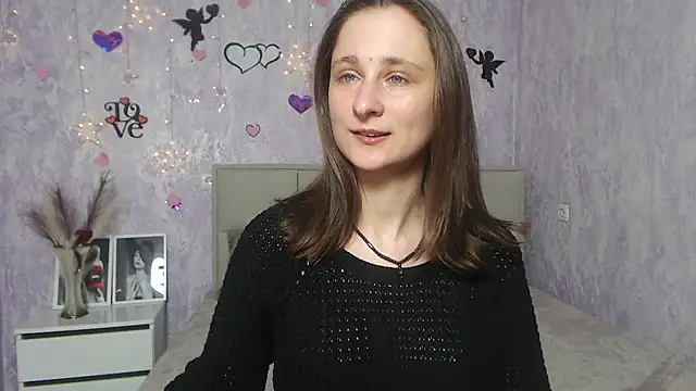 Snapshot of MichelLeee chatting on February 20, 2025, 12:04 pm MichelLeee online show from February 20, 2025, 12:04 pm