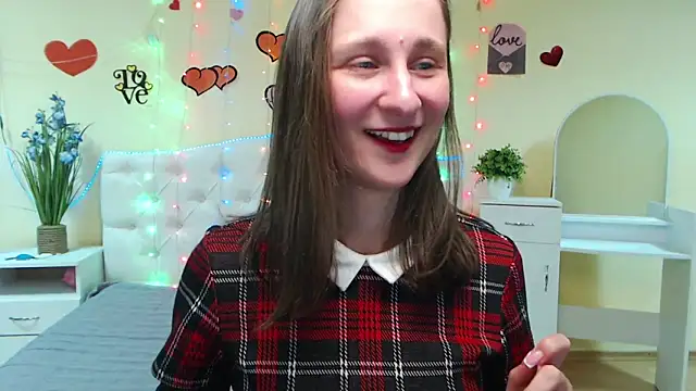 Snapshot of MichelLeee chatting on February 28, 2025, 3:15 pm MichelLeee online show from February 28, 2025, 3:15 pm