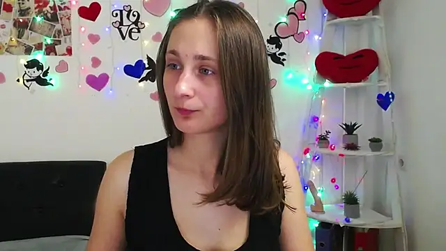 Snapshot of MichelLeee chatting on March 13, 2025, 12:02 pm MichelLeee online show from March 13, 2025, 12:02 pm