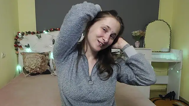 MichelLeee online show from March 4, 2026, 12:22 pm