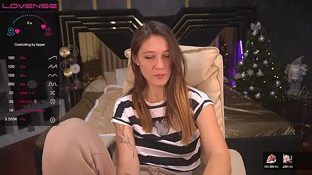 Snapshot of DreamyLinaa chatting on January 4, 2025, 2:56 am DreamyLinaa online show from January 4, 2025, 2:56 am